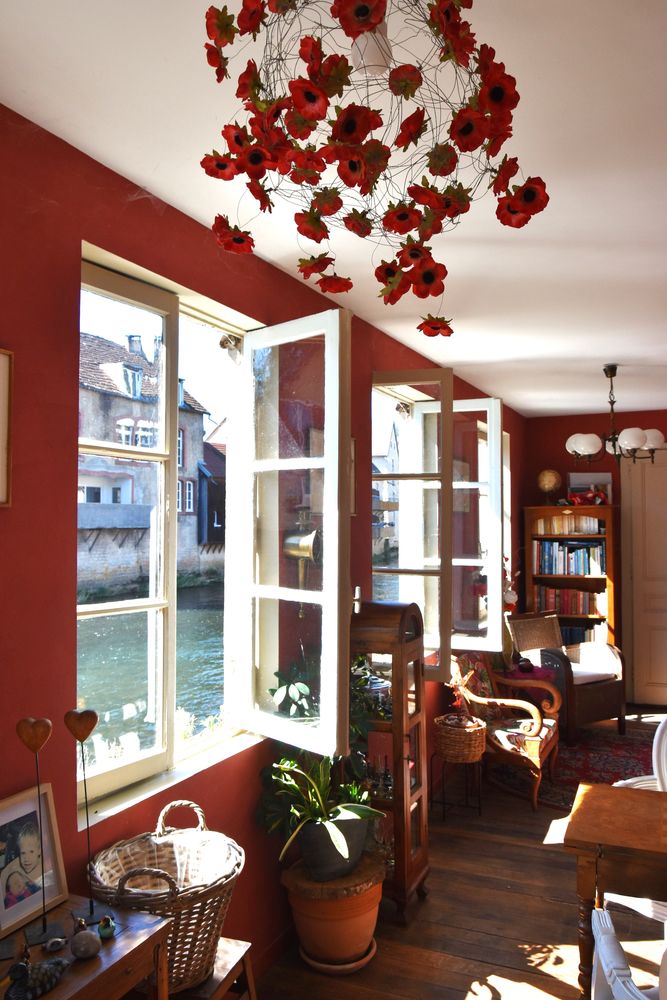 Maison bord de ORNANS