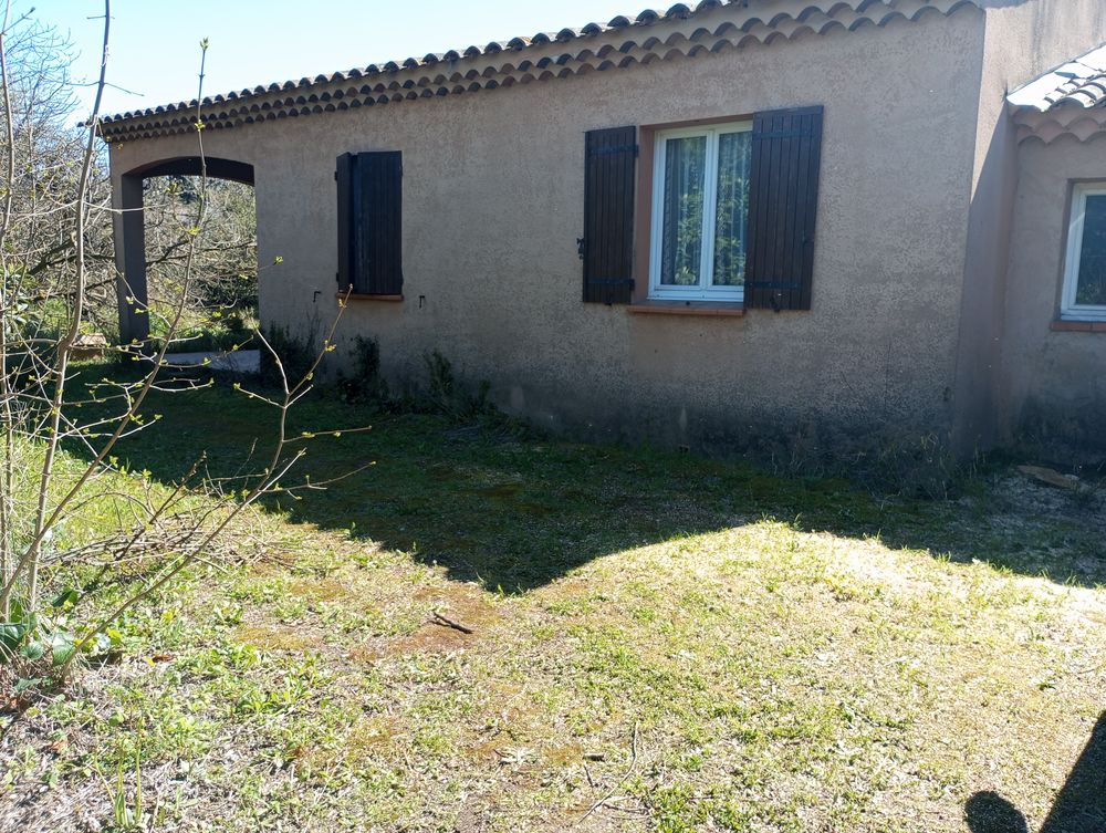 Maison 4 pièces 105 M2 sur terrain de 1360 M2 plein sud