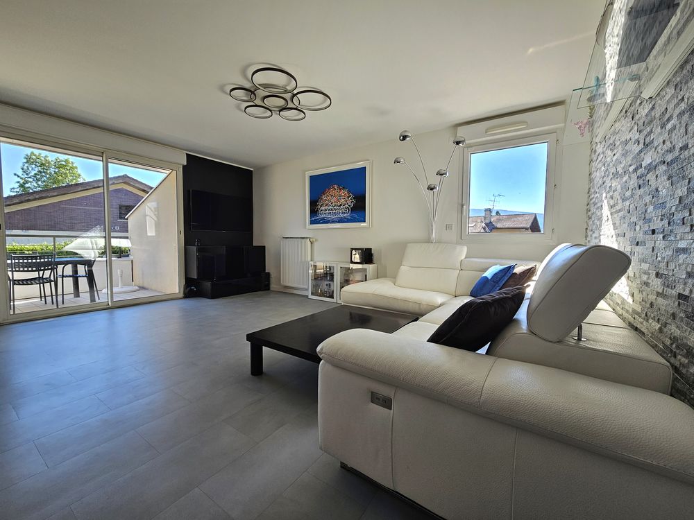 T3 66 m² entièrement rénové - Dernier étage - Terrasse 13 m²