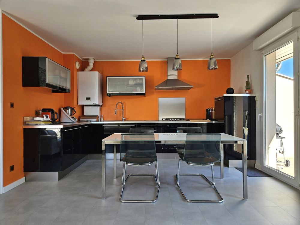 T3 66 m² entièrement rénové - Dernier étage - Terrasse 13 m²