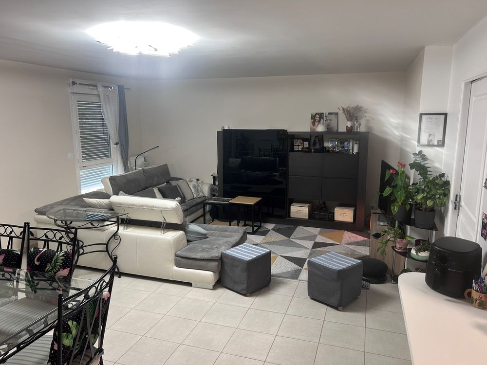 A L'ARBRESLE APPARTEMENT 77 m2 - 2 chambres