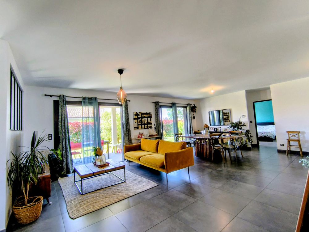 Maison de plain pied recentre 2019 avec un grand terrain