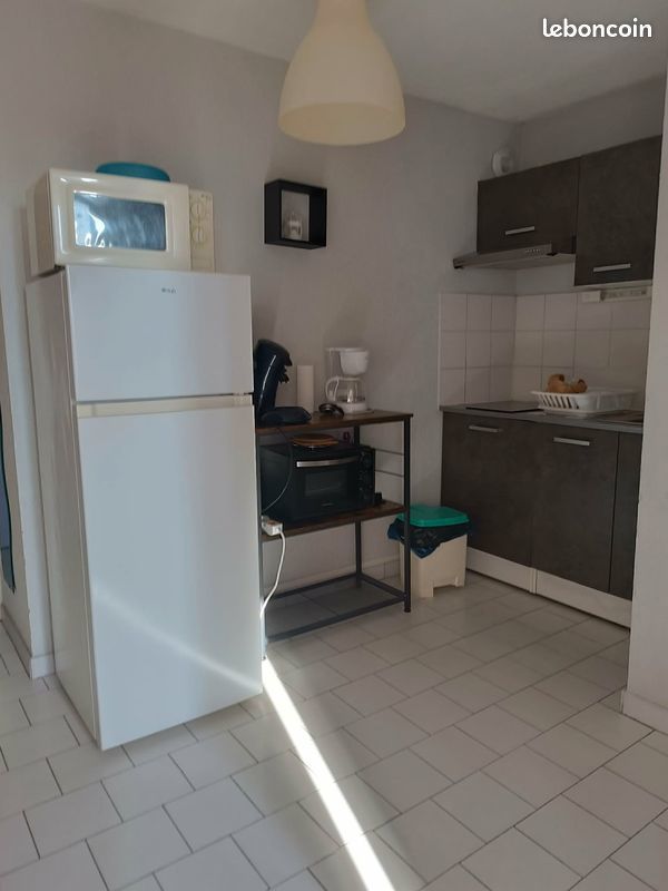 SETE- Appartement 2 pièces +loggia à 150 m de la plage