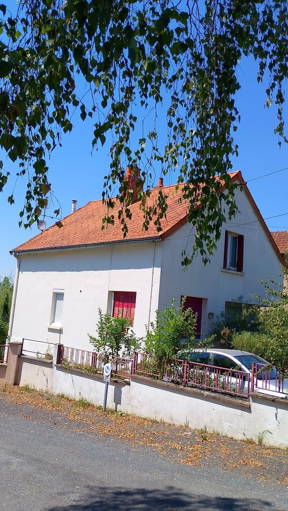 Maison de 97 M2 avec avec grand jardin arboré et un garrage