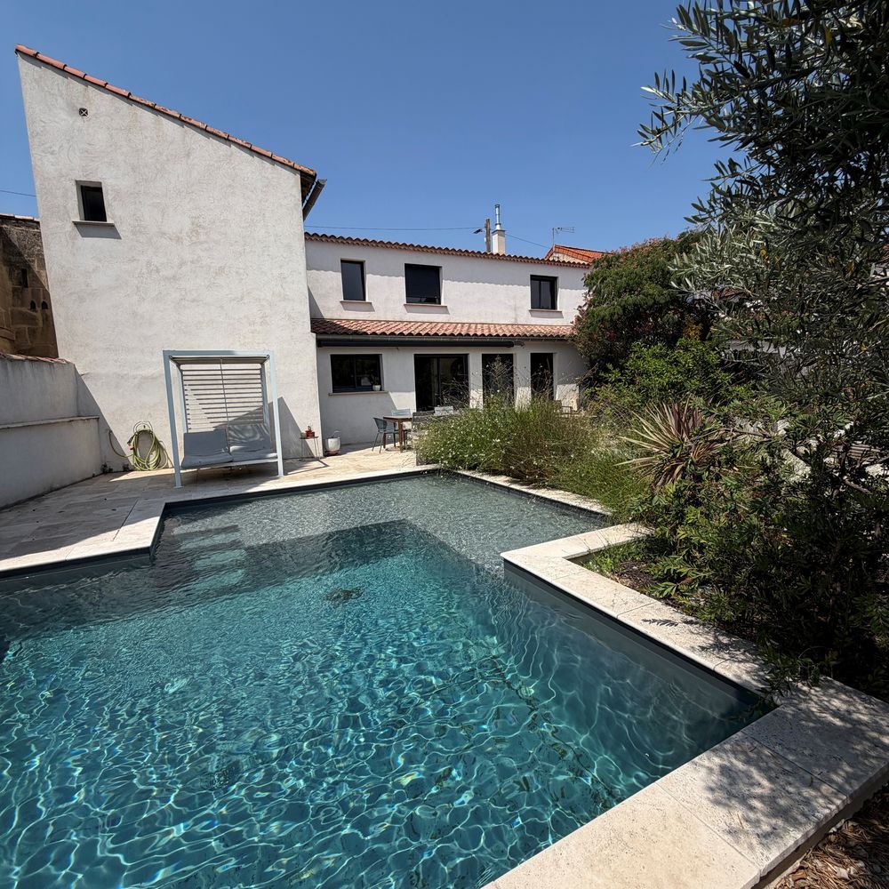 Maison familiale de 152 m² entièrement rénovée ? Piscine ? À