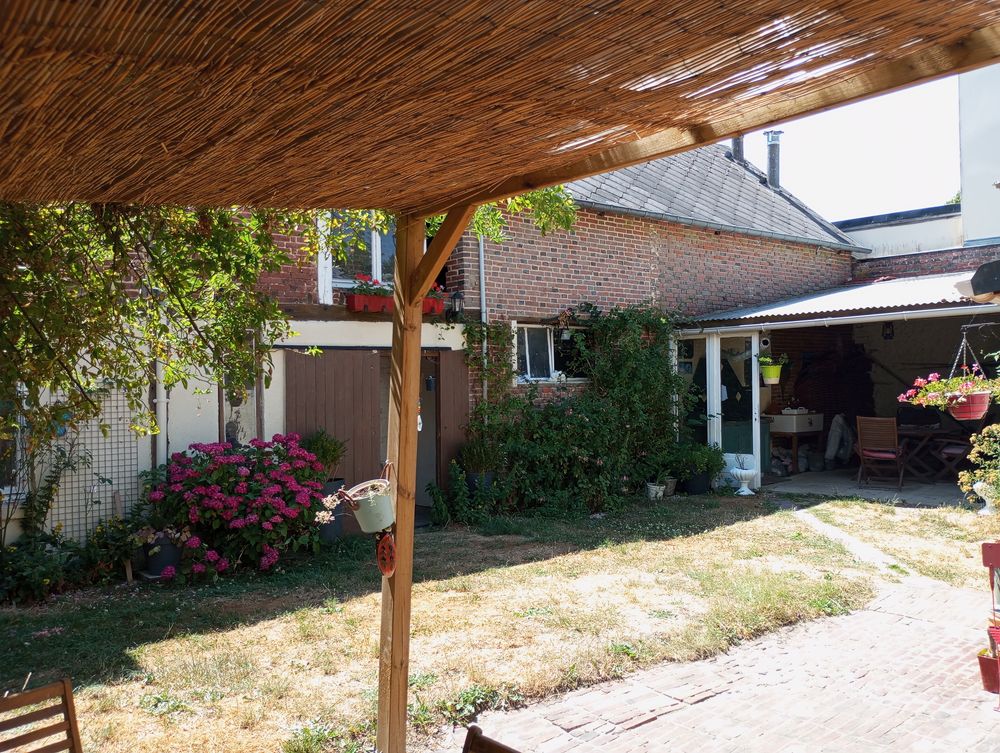 Maison de caractère de 151,5 m² avec dépendances