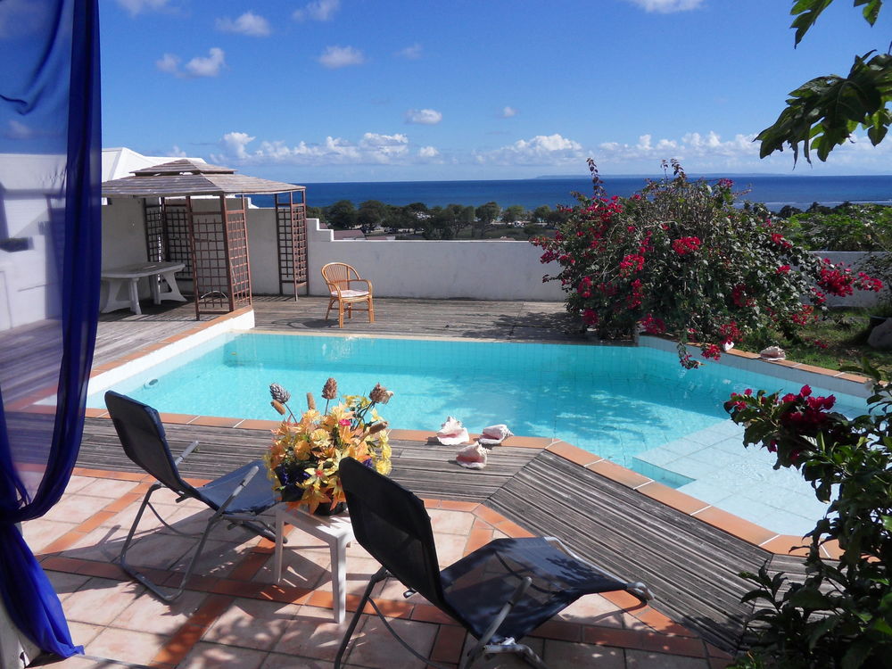 Grd F3 TB vue mer piscine terrasse