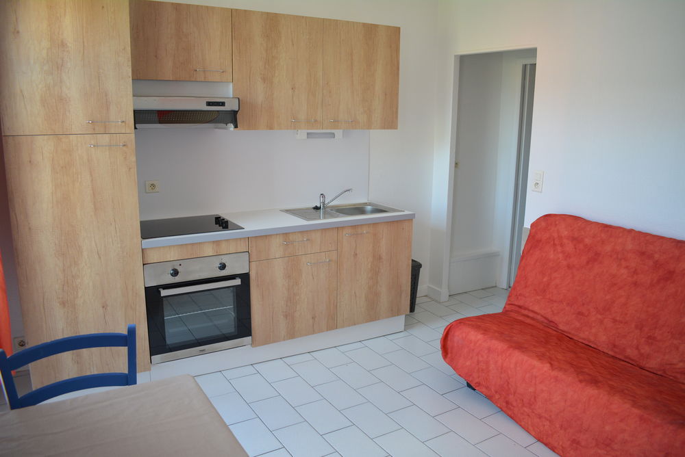 Studio meublé proche Fac et CV