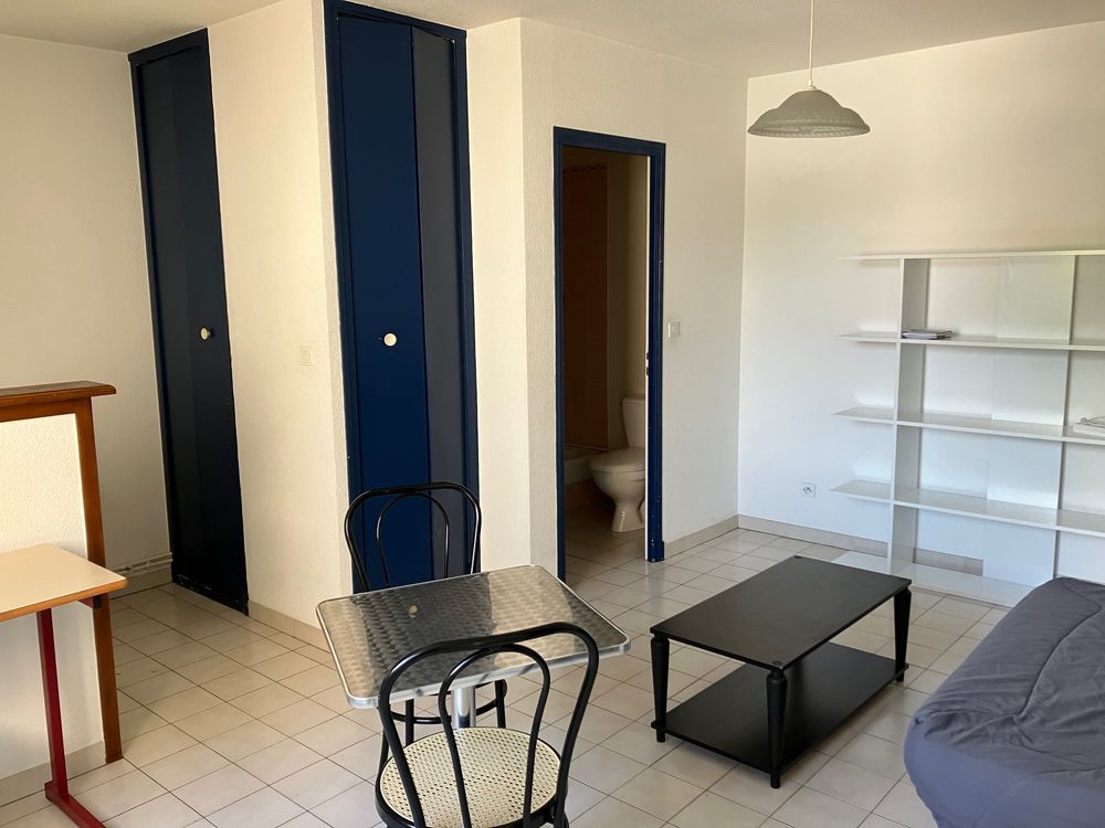 Pour étudiant studio meublé