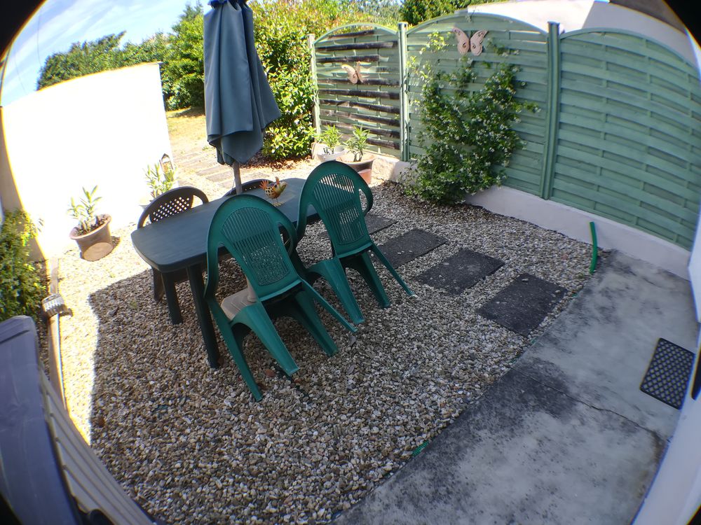 Studio meublé proche fac wifi terrasse acces indep