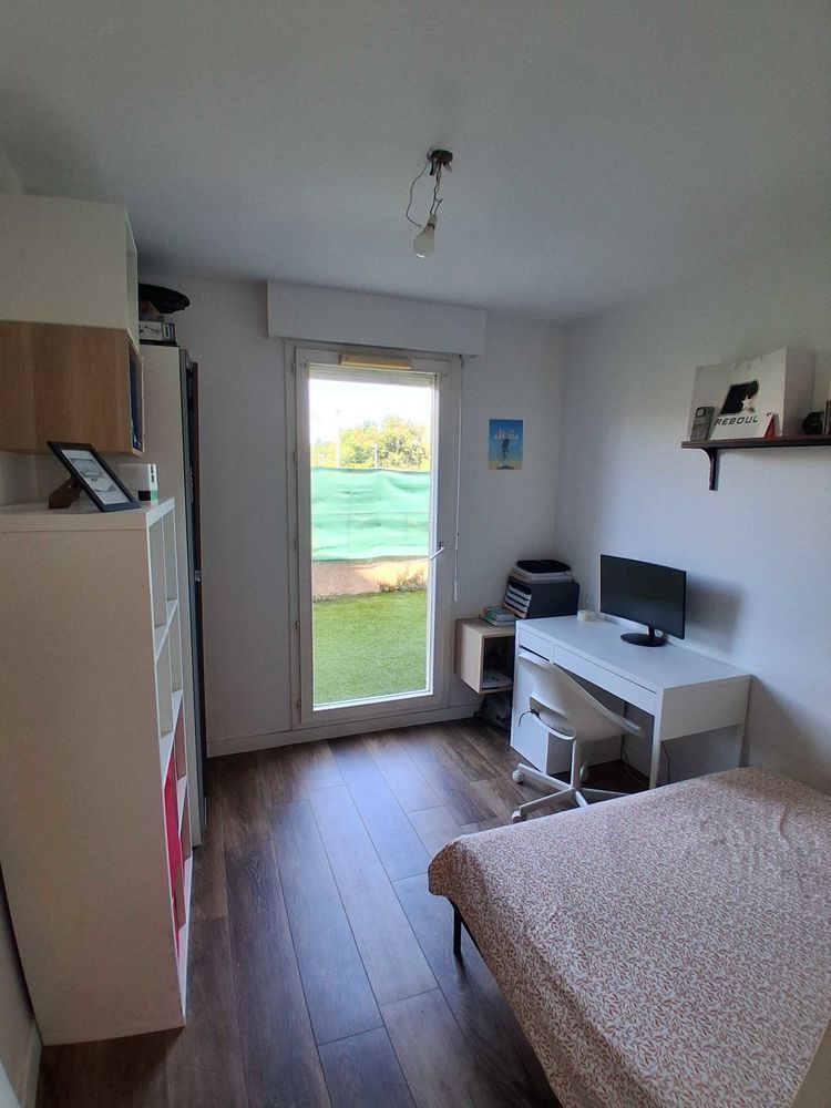 apparemment T4 +terrasse + jardin + parkings