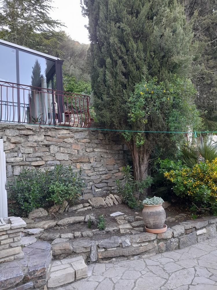 Maison en pierre.