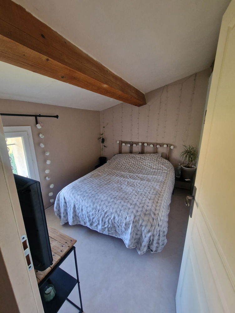 Spacieux appartement dans mas à la campagne