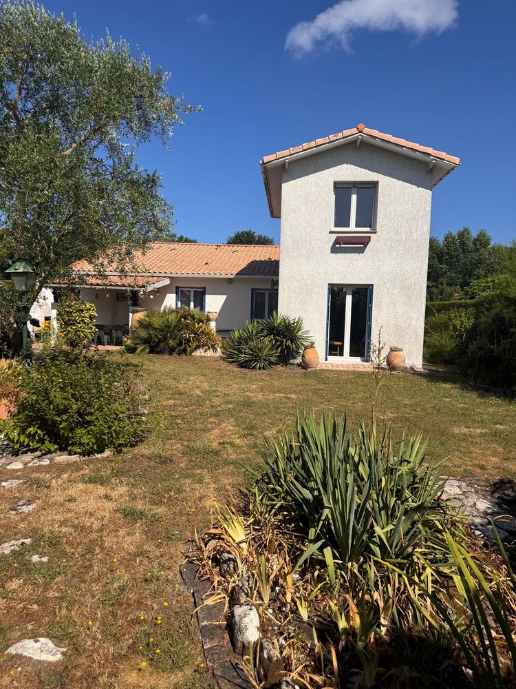ARSAC - Maison familiale de 122 m² avec jardin arboré, sans