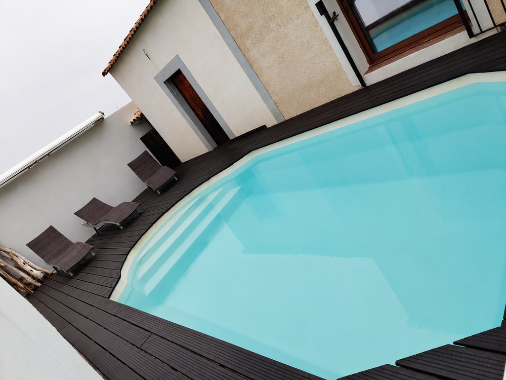 ? GENERAC ? proche de Nîmes Villa avec piscine sur terrain