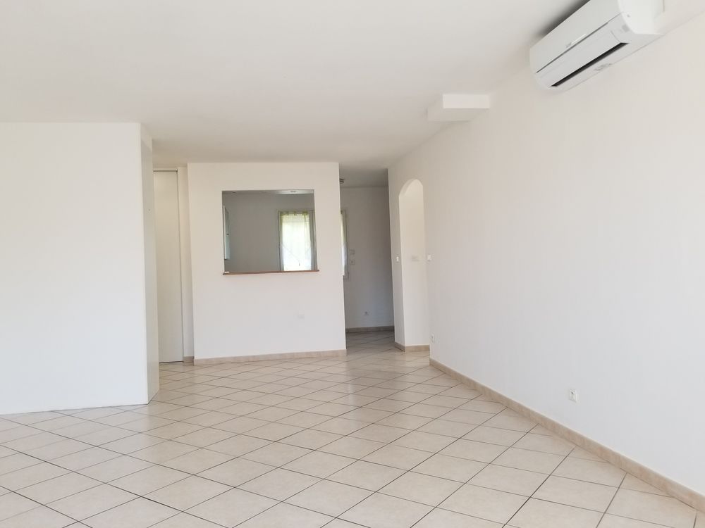 T4 etage de villa