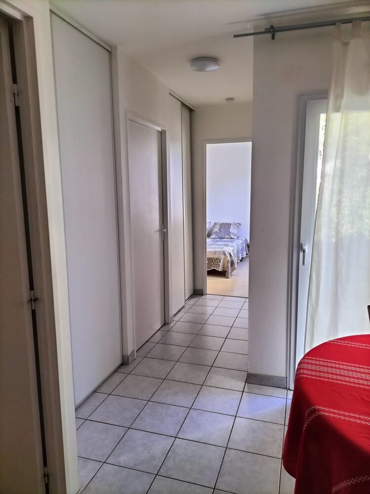 Maison T3, très calme et sécurisé. Proche MER et Université
