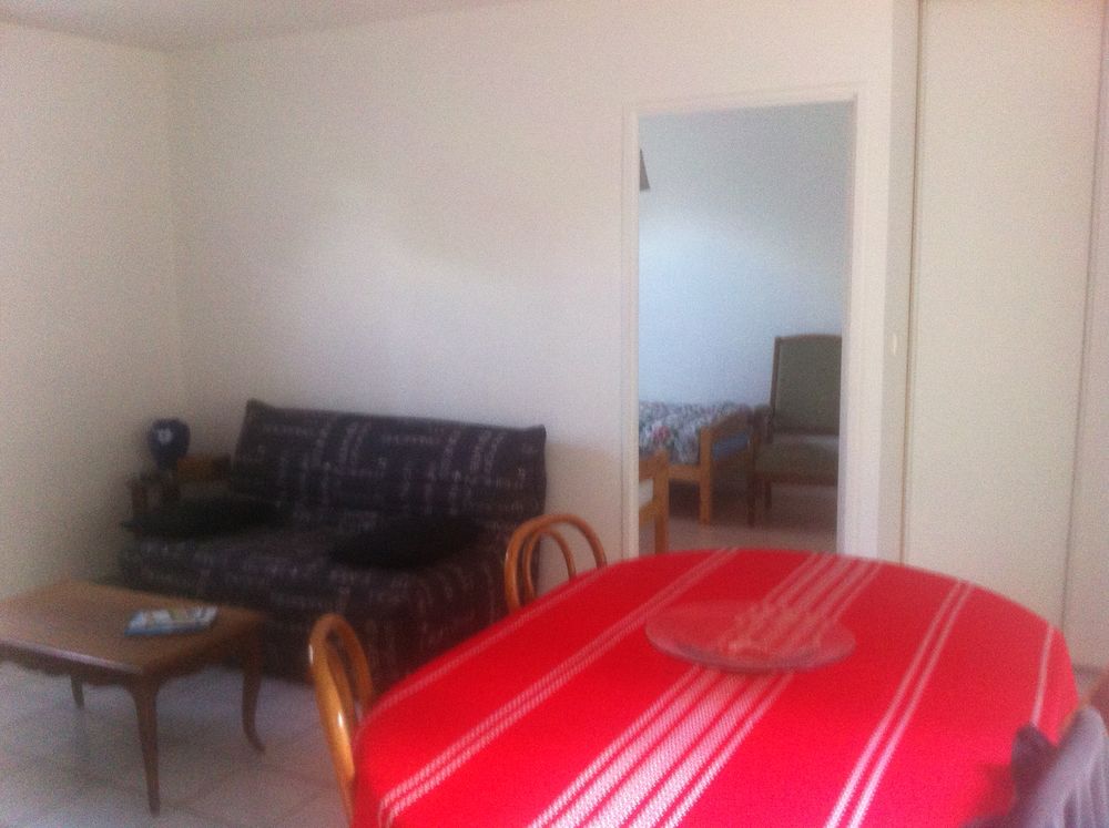Maison T3, très calme et sécurisé. Proche MER et Université