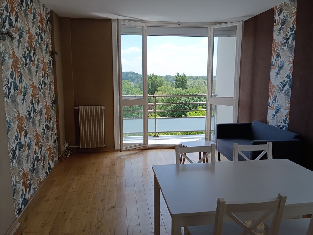 Appartement - 3 pièces - 2 chambres - 67m2 - Chilly-Mazarin