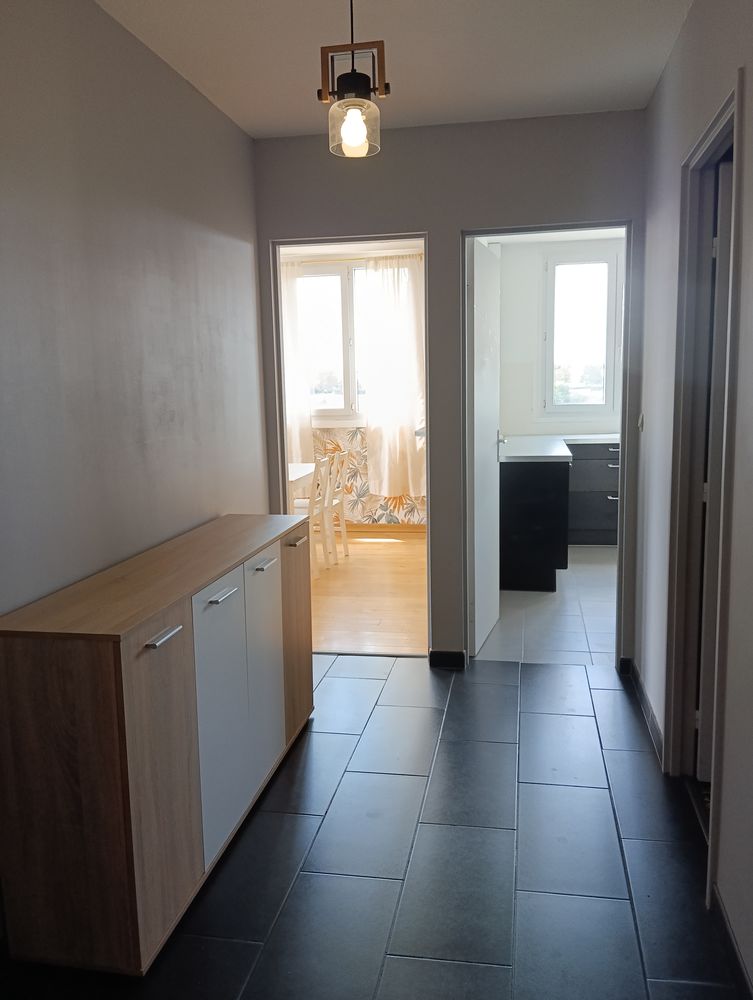 Appartement - 3 pièces - 2 chambres - 67m2 - Chilly-Mazarin