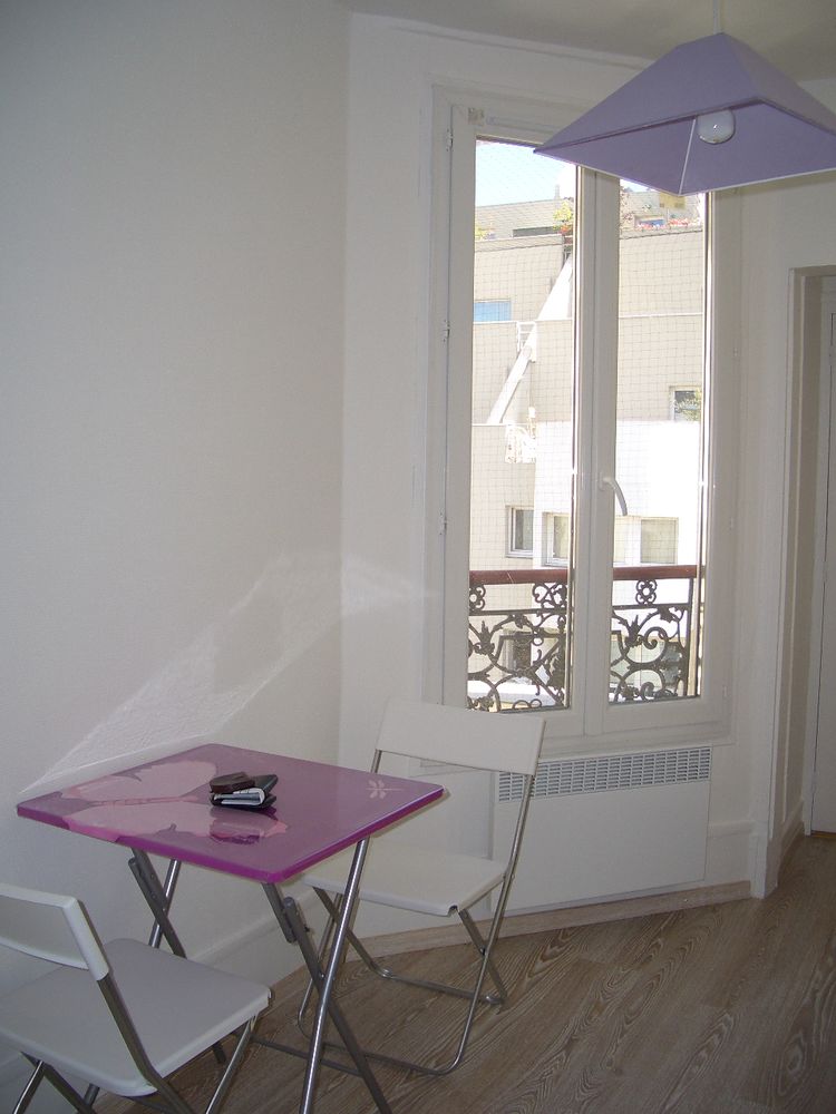 Studio PARIS 11? Rue Neuve des Boulets, proche Nation