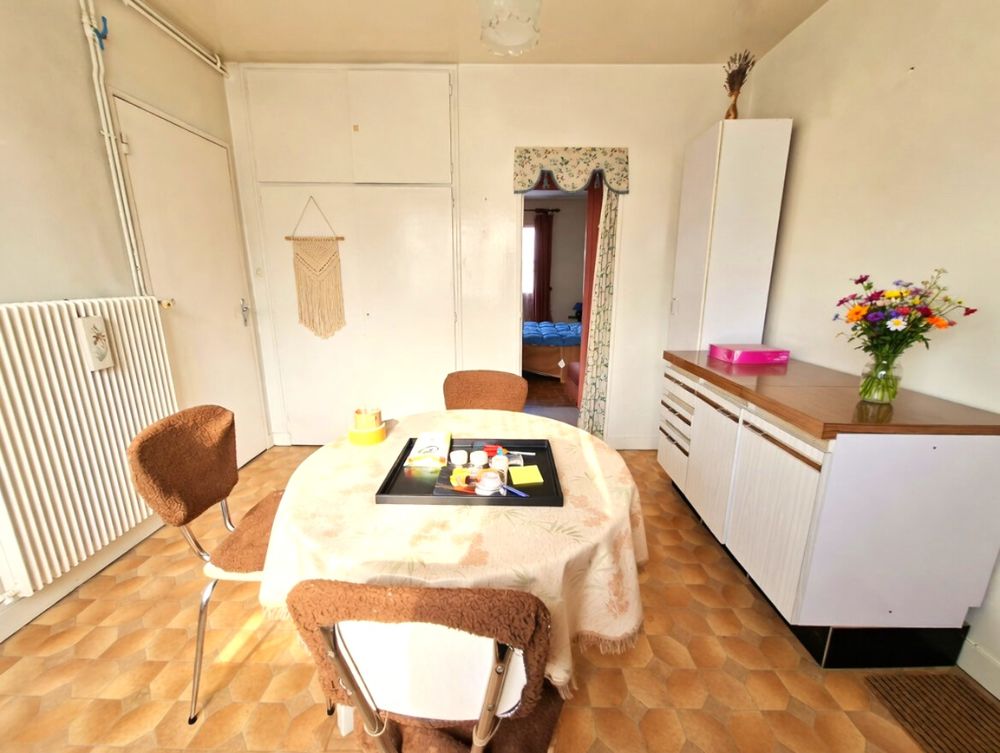 SPACIEUSE ET AGREABLE A VIVRE