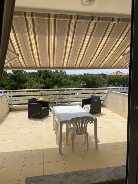 Appartement & terrasse à 300m plage