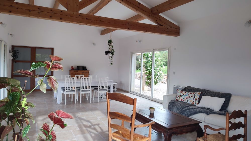 Maison 4 faces sur 1600 m2 - Ria-Sirach