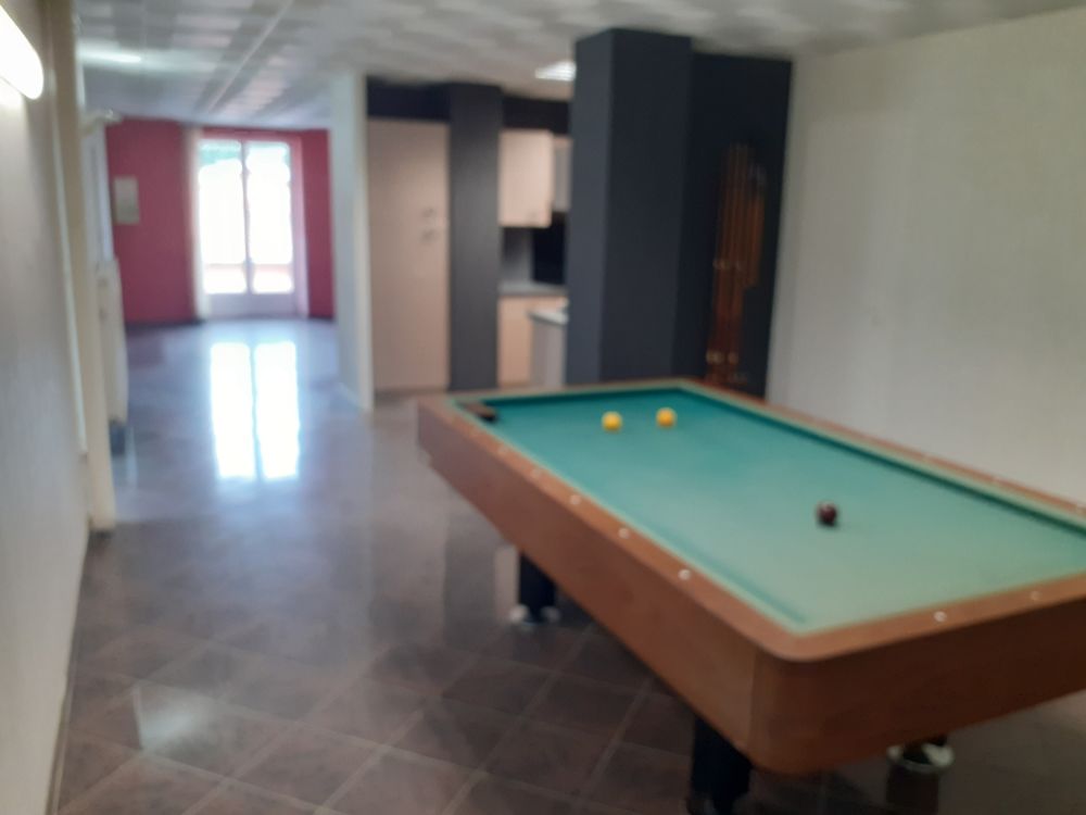 Maison 148 M2 vide DPE B + Batiment loué 400 €/mois DPE E