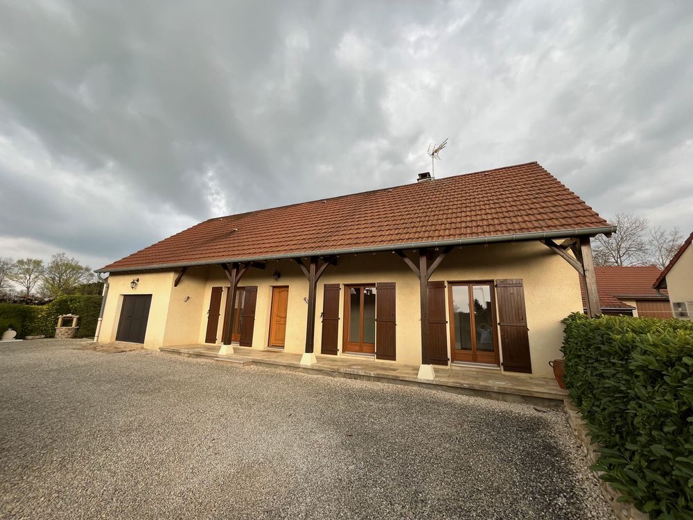 Maison individuelle de plain-pied située dans un lotissement