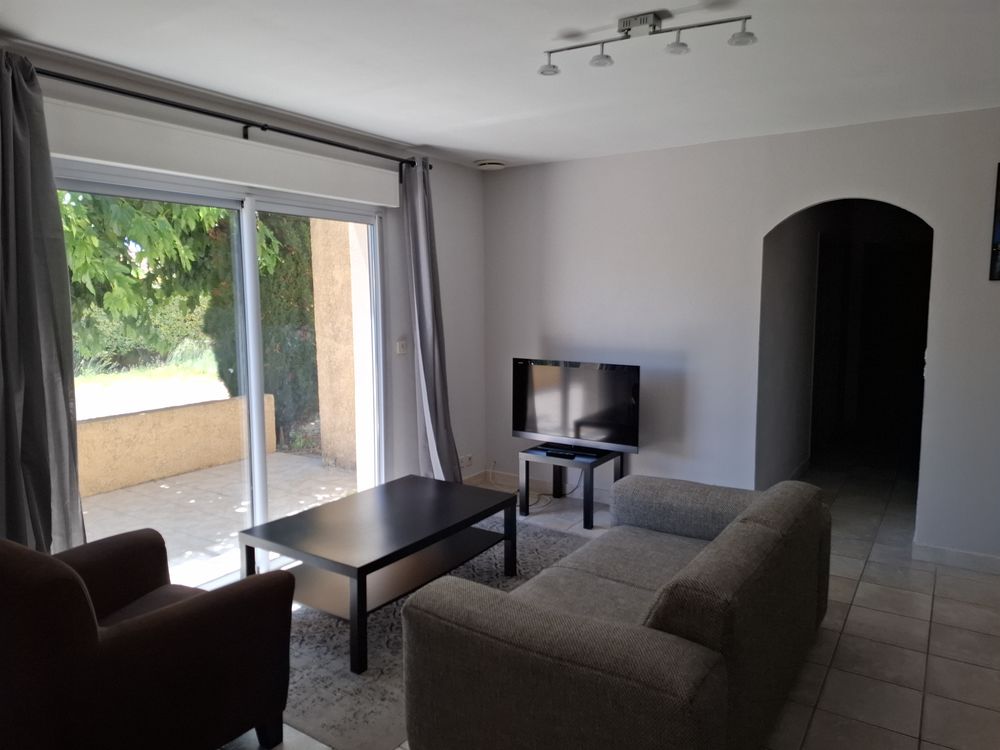 Maison 101 m², 5 pièces, garage, buanderie, terrain 800m²