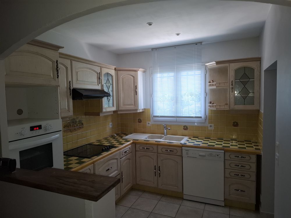 Maison 101 m², 5 pièces, garage, buanderie, terrain 800m²