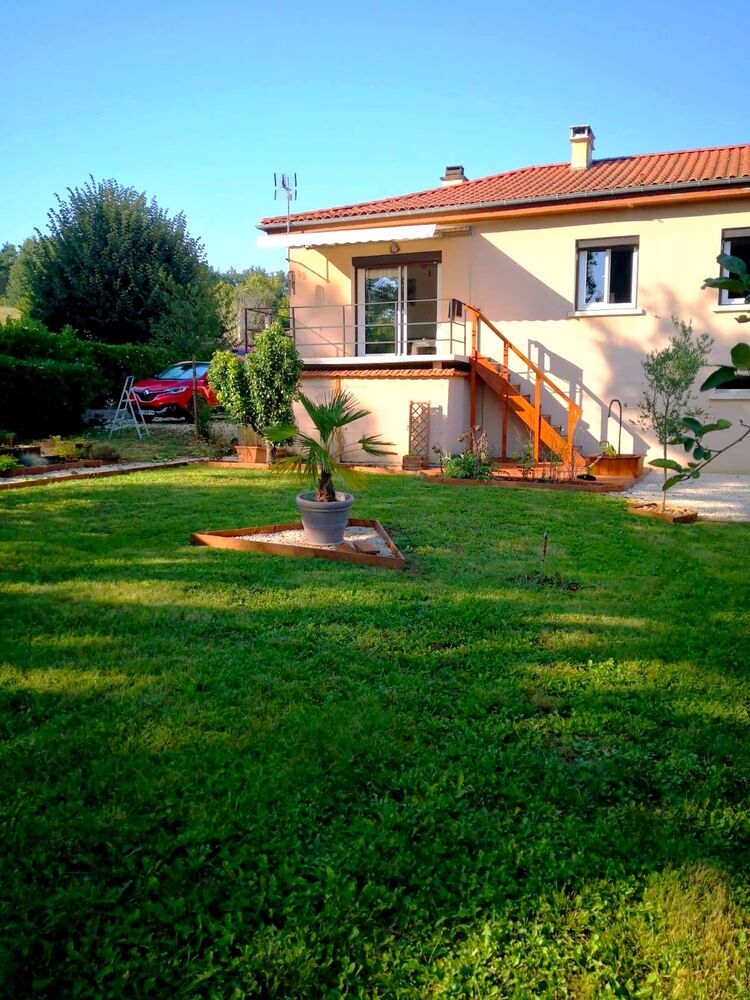 Maison spacieuse dans environnement calme