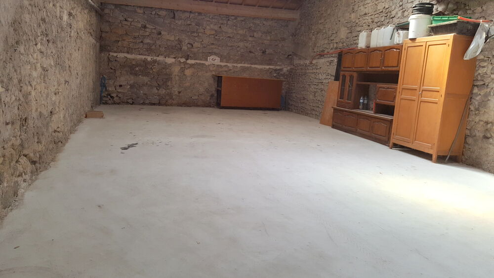 Atelier local remise garage entrepot dépot box garde-meuble