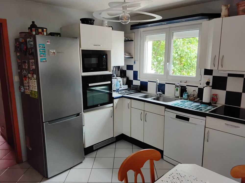 : Maison - 4 pièces - 93 m² sur terrain de 5 ares