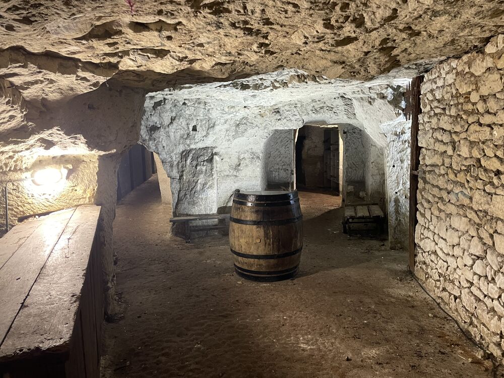 Cave stockage vin troglodyte