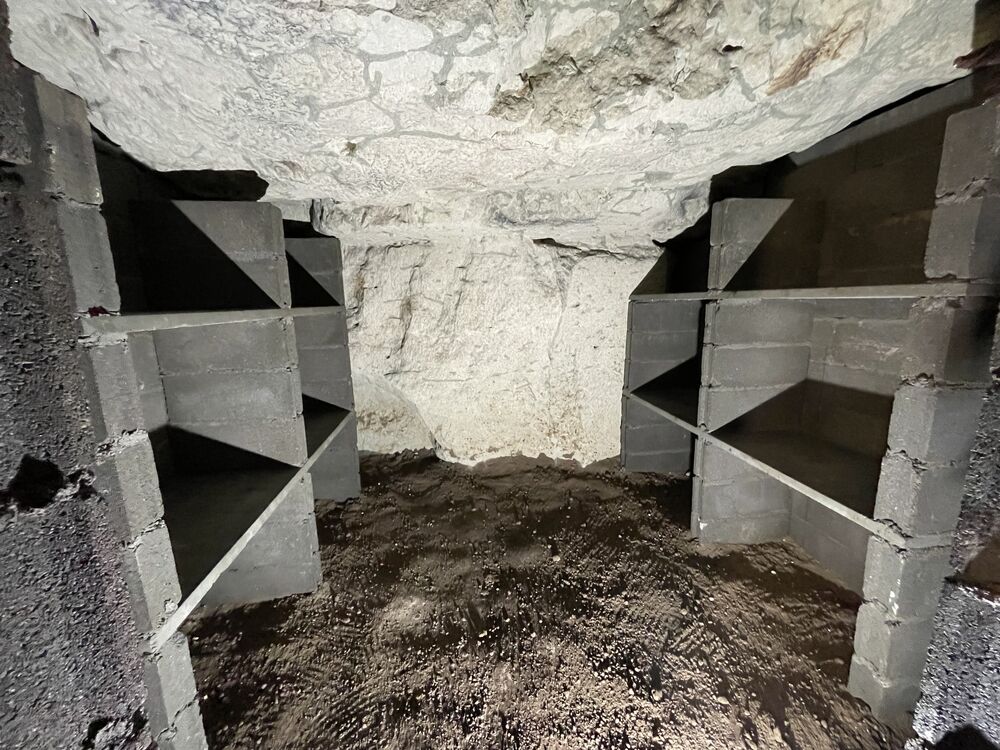 Cave stockage vin troglodyte