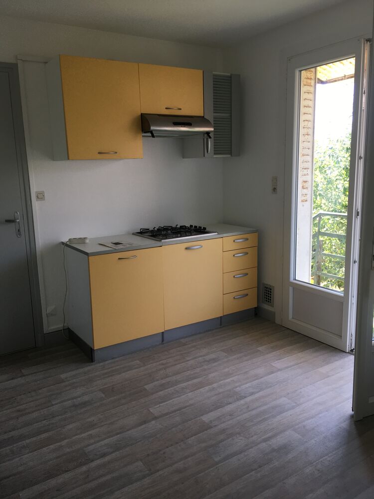 Appartement F 3 76 m² proche centre ville