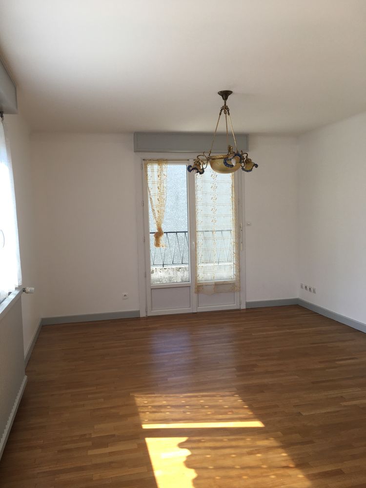 Appartement F 3 76 m² proche centre ville