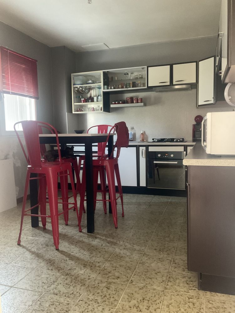 Appartement T3 dans une villa + 2 places parking privatives