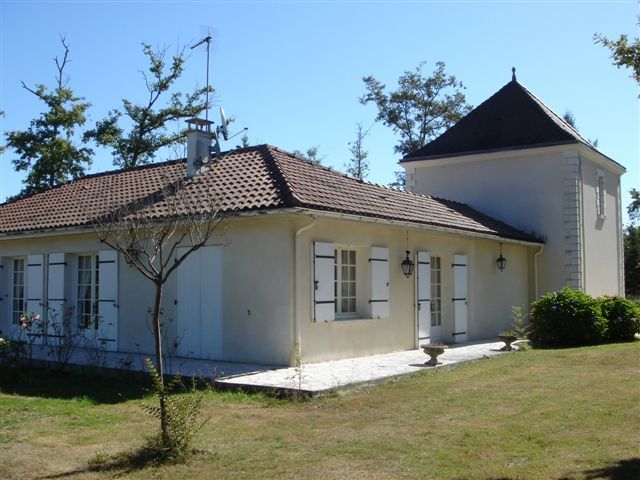PROPRIÉTÉ DE CARACTERE PARC ARBORÉ TERRAIN CONSTRUCTIBLE