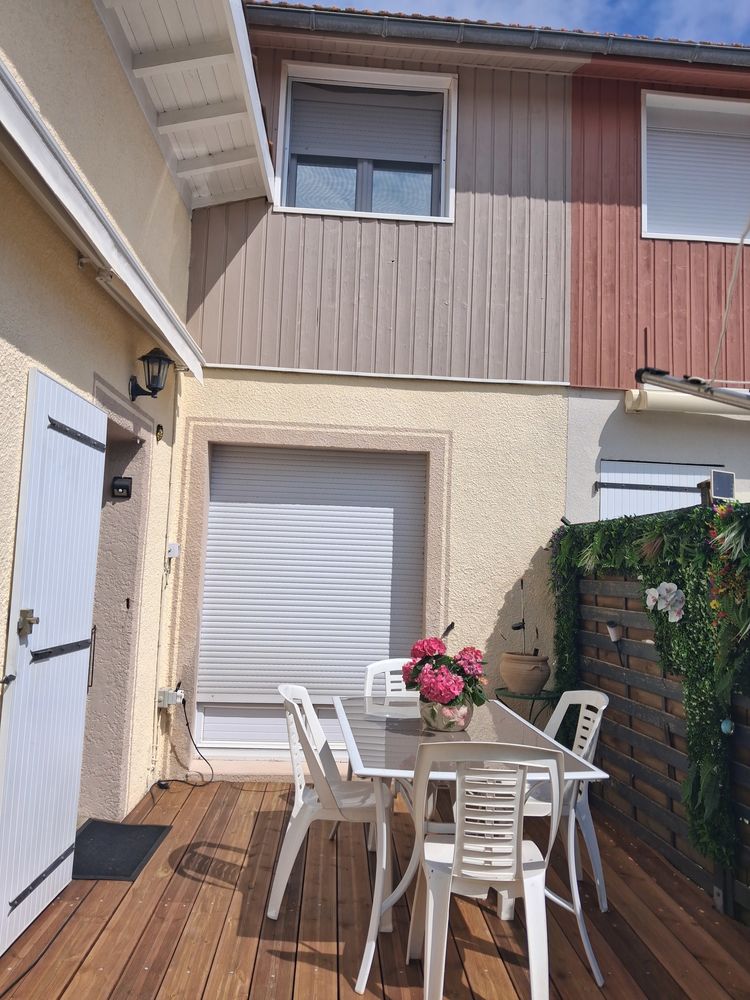 MAISON T3 AVEC TERRASSE/JARDIN et STATIONNEMENT VOITURE