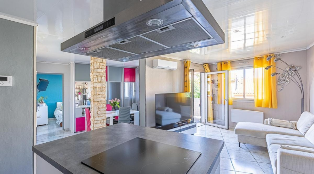 APPARTEMENT T3 BORD DE MER