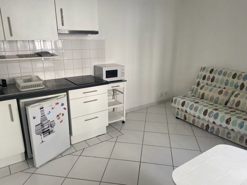 studio centre ville. Inclus chauffage et eau chaude