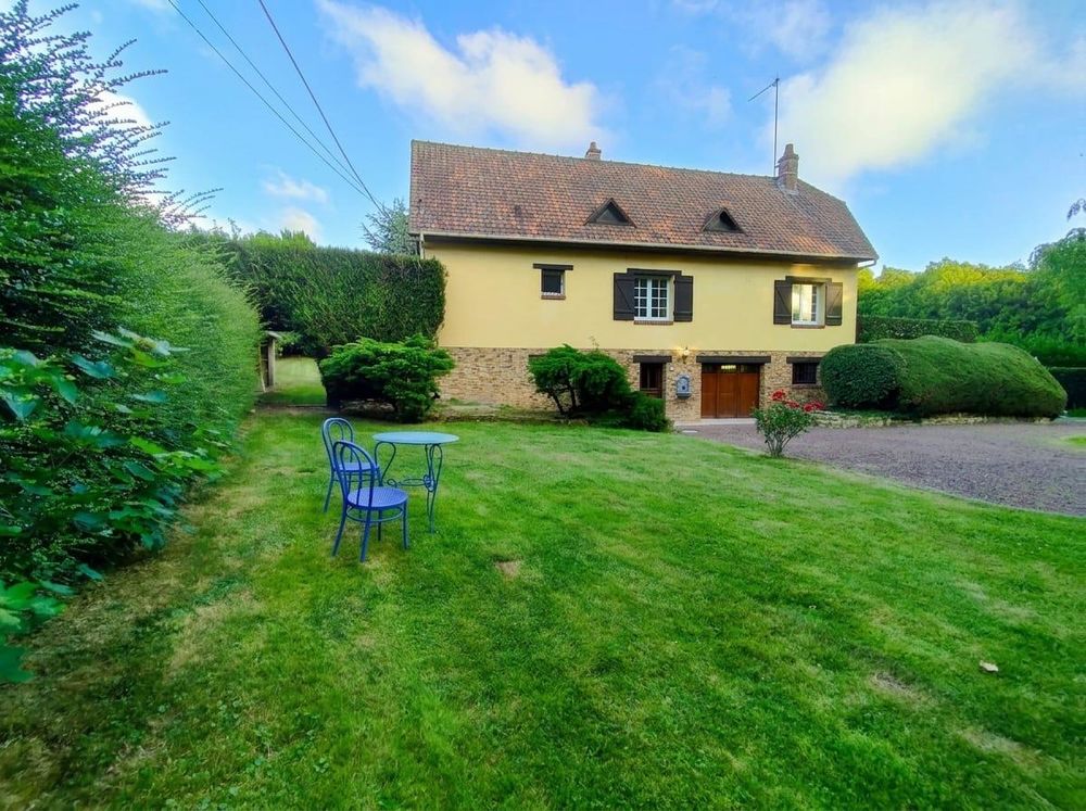 Maison individuelle 133m² - Sous-sol complet & Terrain 3112m