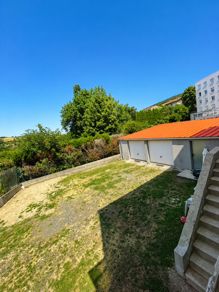 ? Ensemble immobilier ?Maison 125 m² + Immeuble + ?
