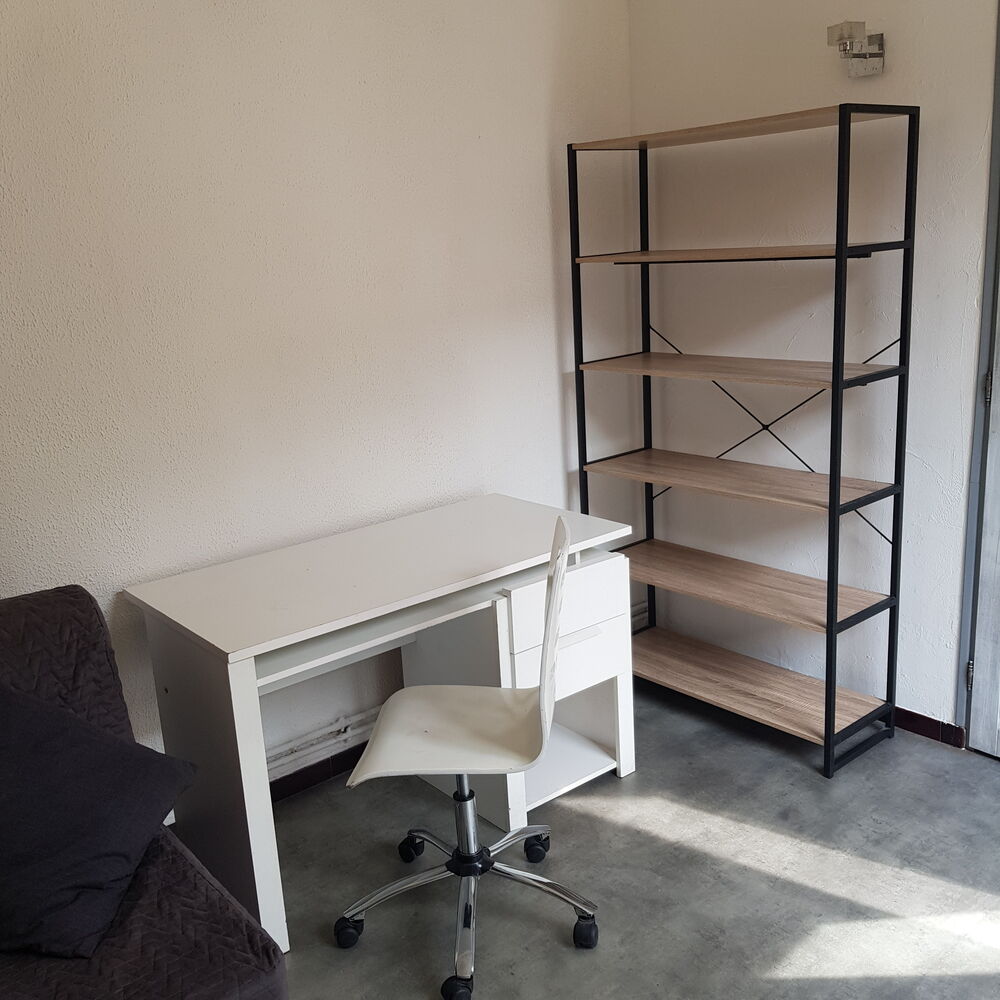 Studio Reims centre - rue Gambetta- proche Sci Po- 20m²