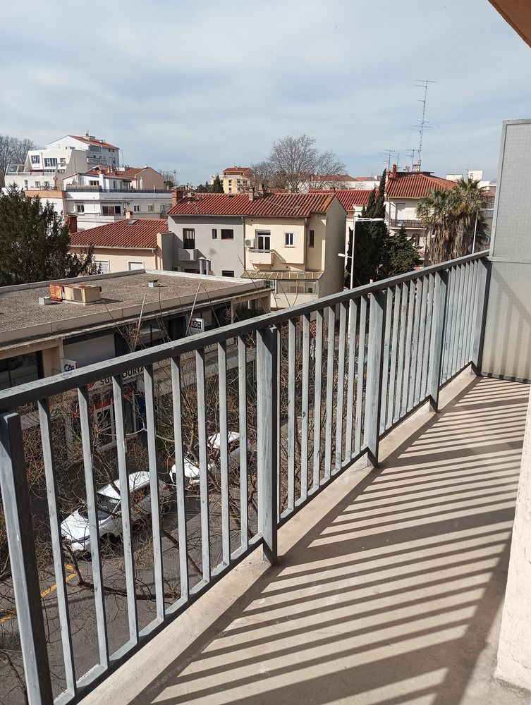T1 36 m2 meublé quartier résidentiel centre Perpignan