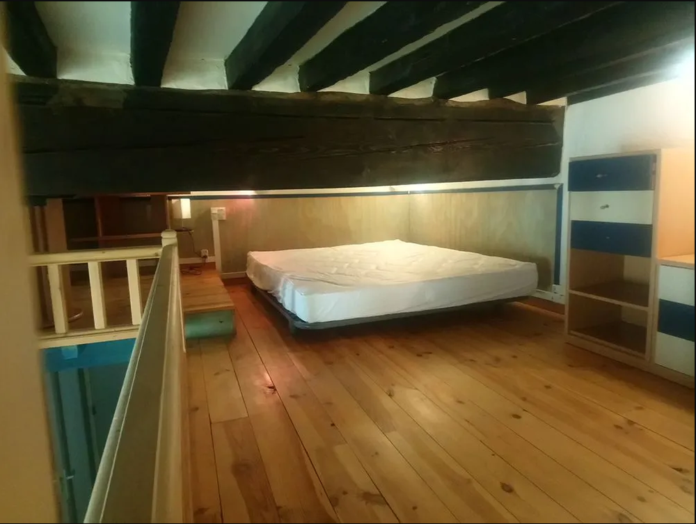 Studio mezzanine meublé
