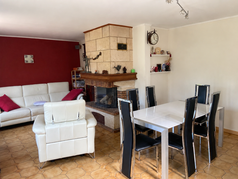 Maison individuelle128 m2 avec jardin, dépendance